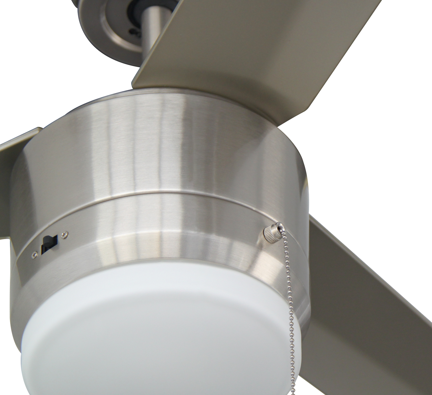 52" Rockford III Matte Black or Brushed Nickel